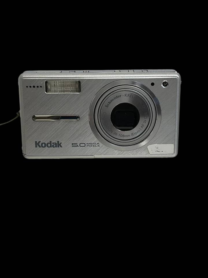 Kodak EasyShare V530 Digital Cameras Black New Body Only