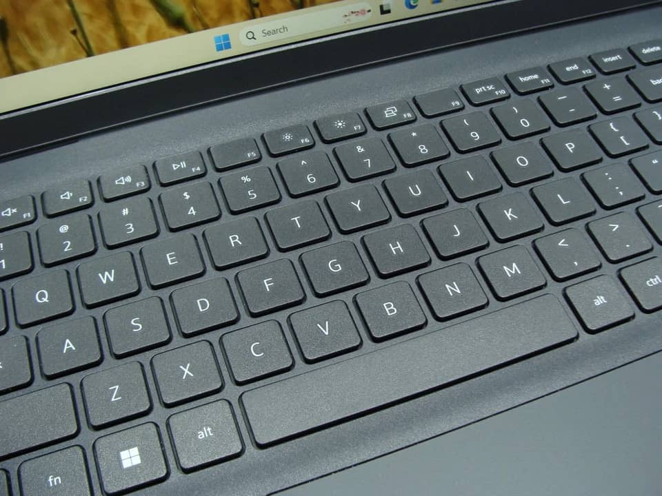 Dell Inspiron 15 3530 Computers