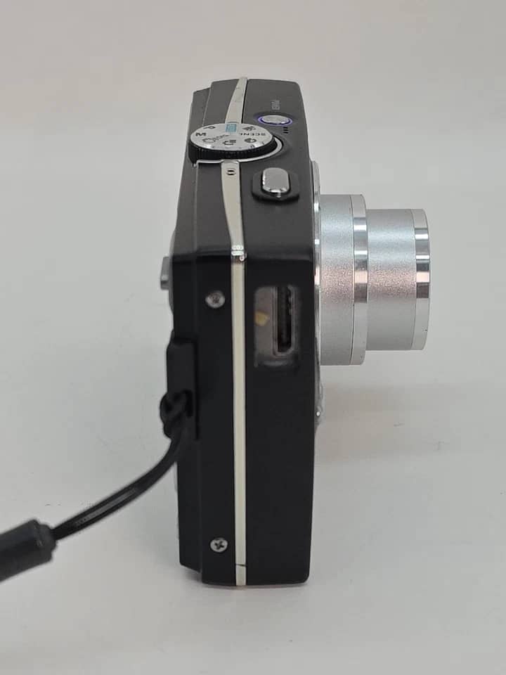 Samsung l200 Digital Cameras Red New Body Only