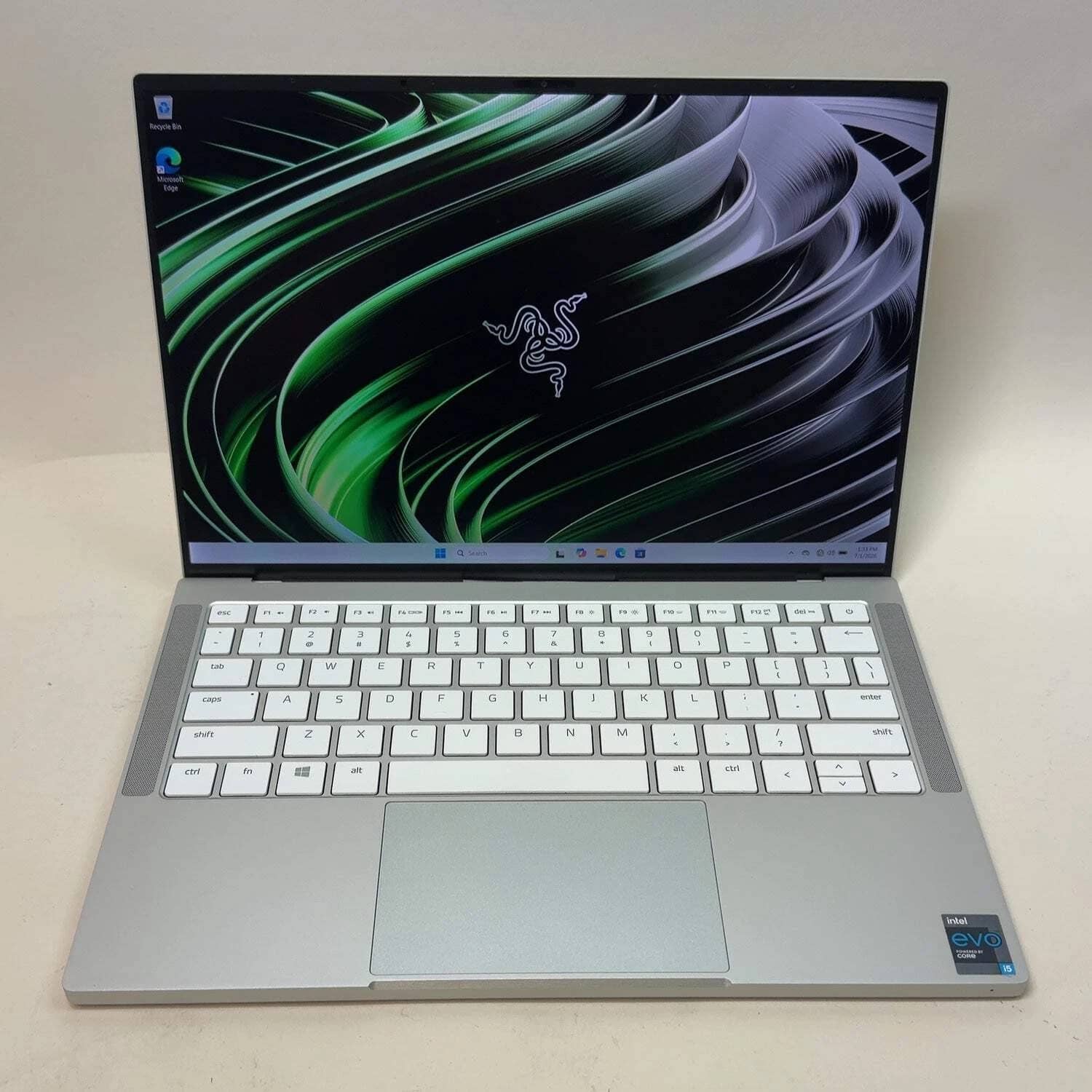 Razer Book 13 Computers Used - Very Good