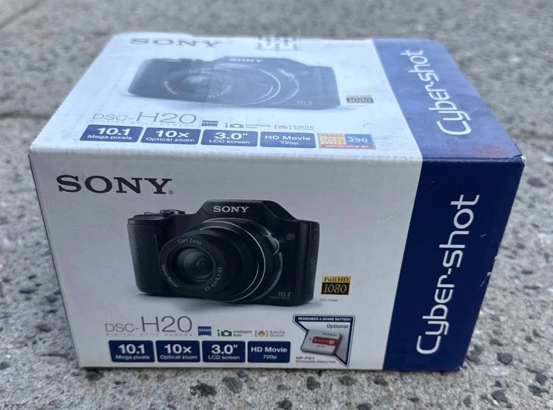Sony Cyber-shot DSC-H20 Digital Cameras Black New Body Only