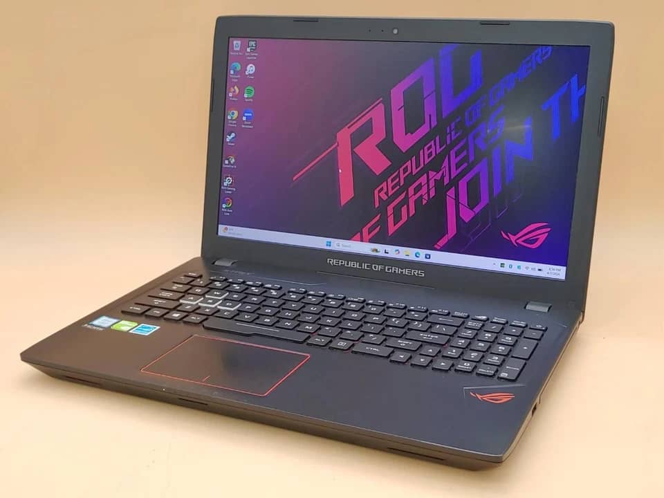 ASUS ROG Strix GL553V Computers