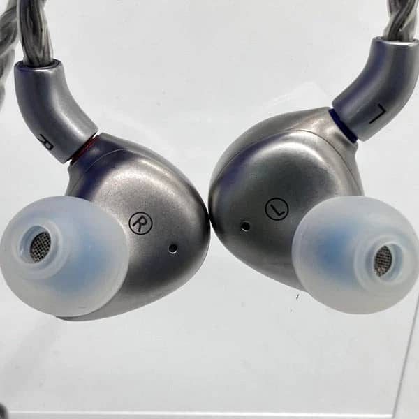 FiiO FH9 Headphones & Earbuds Titanium New