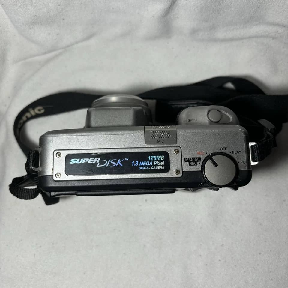 Panasonic PalmCam PV-SD4090 Digital Cameras Black New Body Only