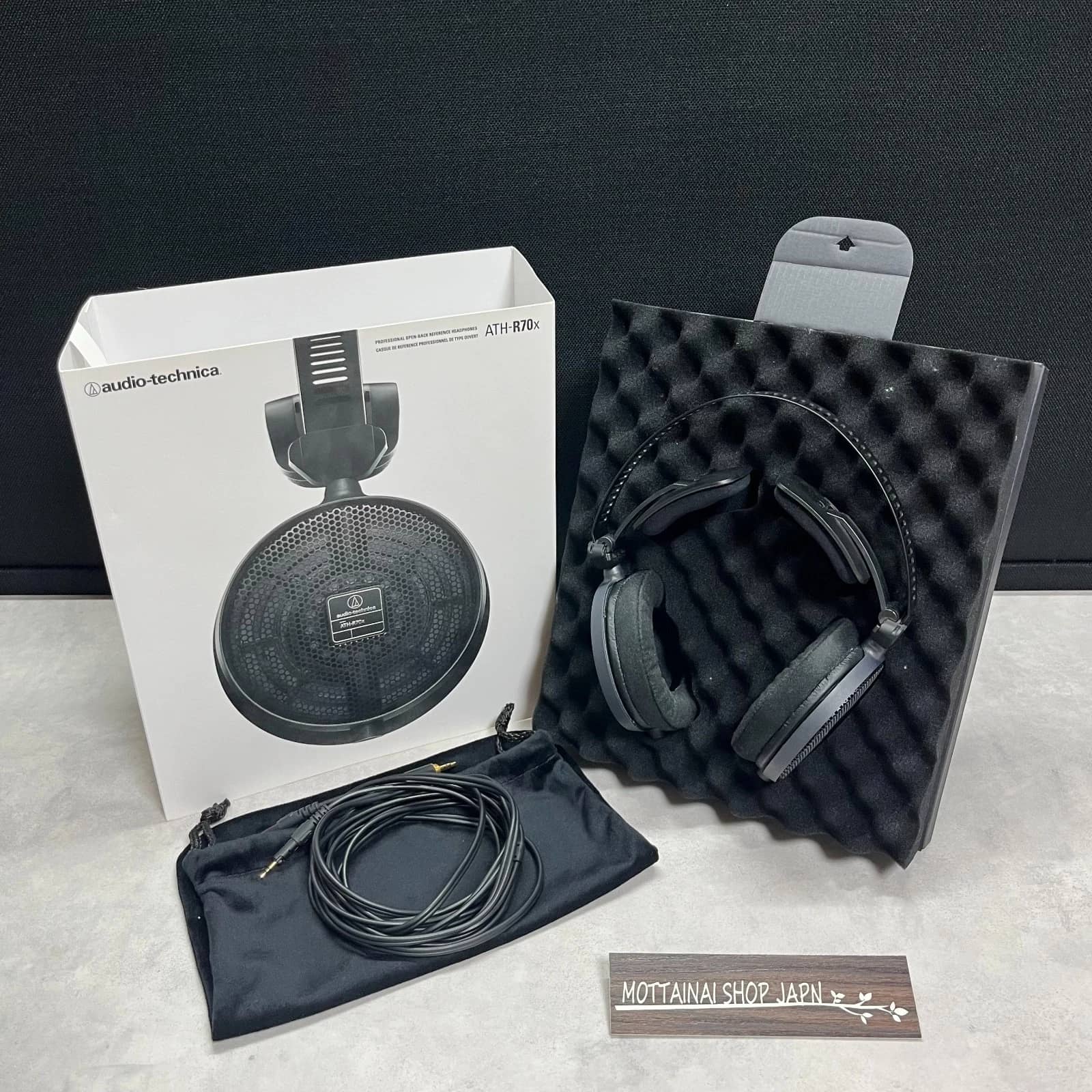 Audio-Technica ATH-R70x Headphones & Earbuds Black New