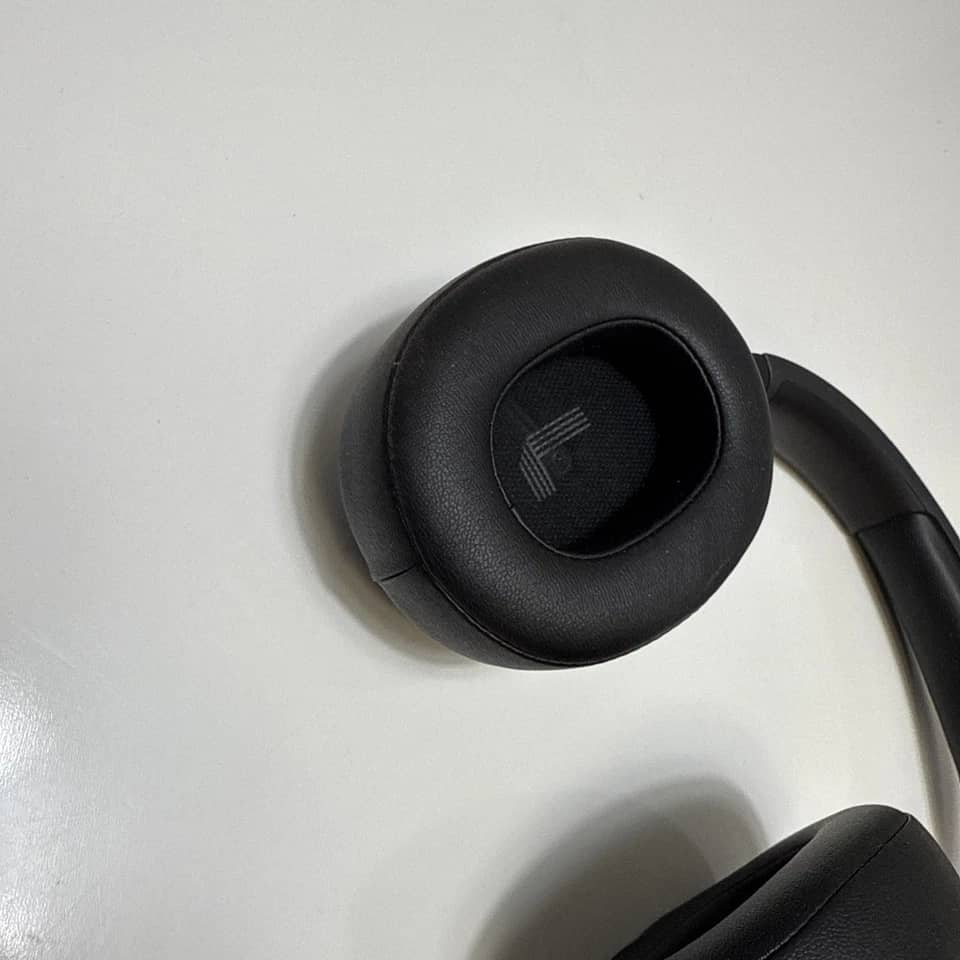 JBL JBLT670NCBLKAM Headphones & Earbuds 
