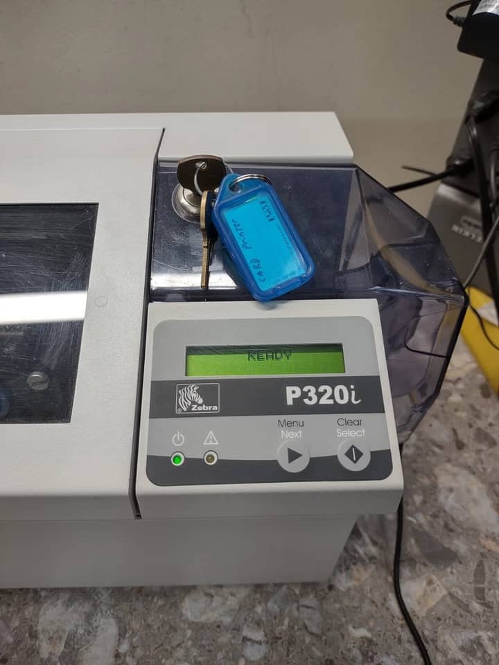Zebra P330iUM Printers For parts or not working