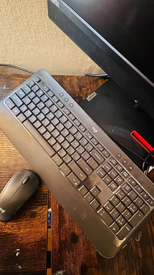 Lenovo ThinkVision T24m-20 Monitors