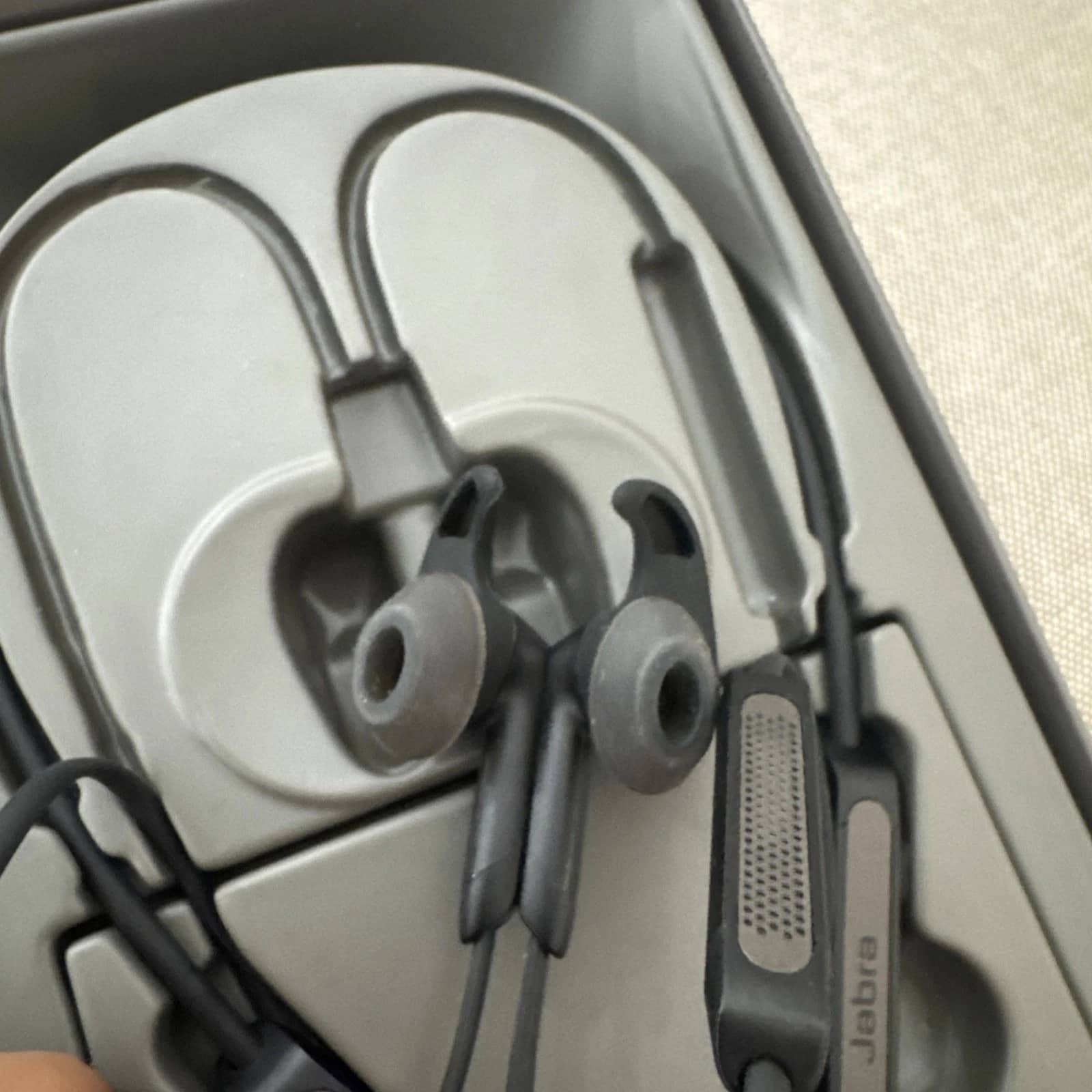 Jabra Elite 45e Headphones & Earbuds Black New