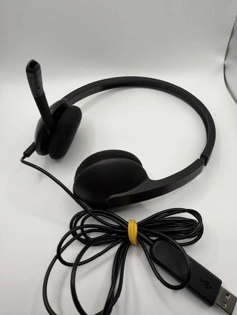 Logitech H340 Headphones & Earbuds 