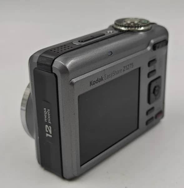 Kodak EasyShare Z1275 Digital Cameras Gray New Body Only