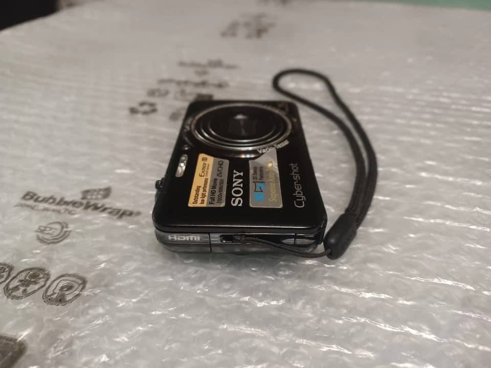 Sony DSC WX7 Digital Cameras Silver New Body Only