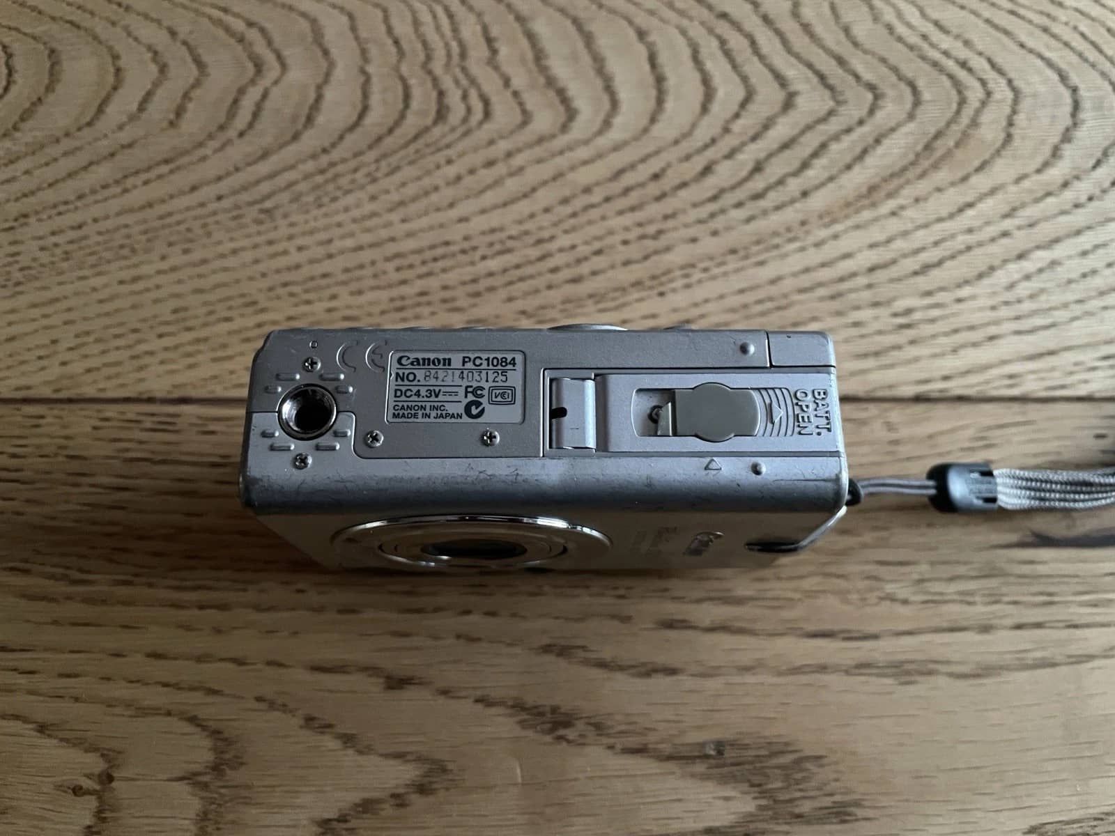 Canon PowerShot S500 Digital Cameras Gray Used - Very Good Body Only