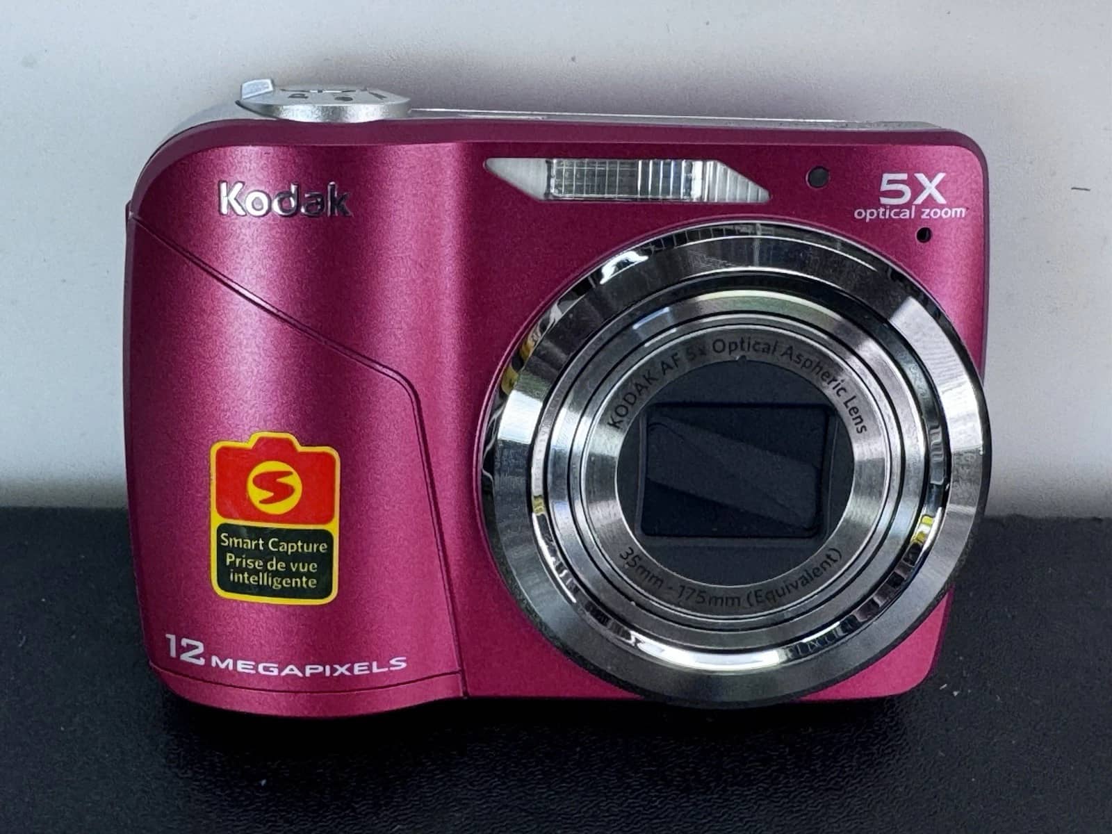 Kodak EasyShare C190 Digital Cameras Red Used - Very Good Body Only