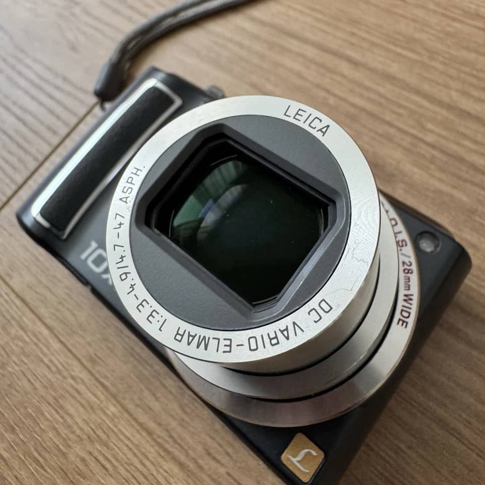 Panasonic LUMIX TZ4 Digital Cameras Black New Body Only