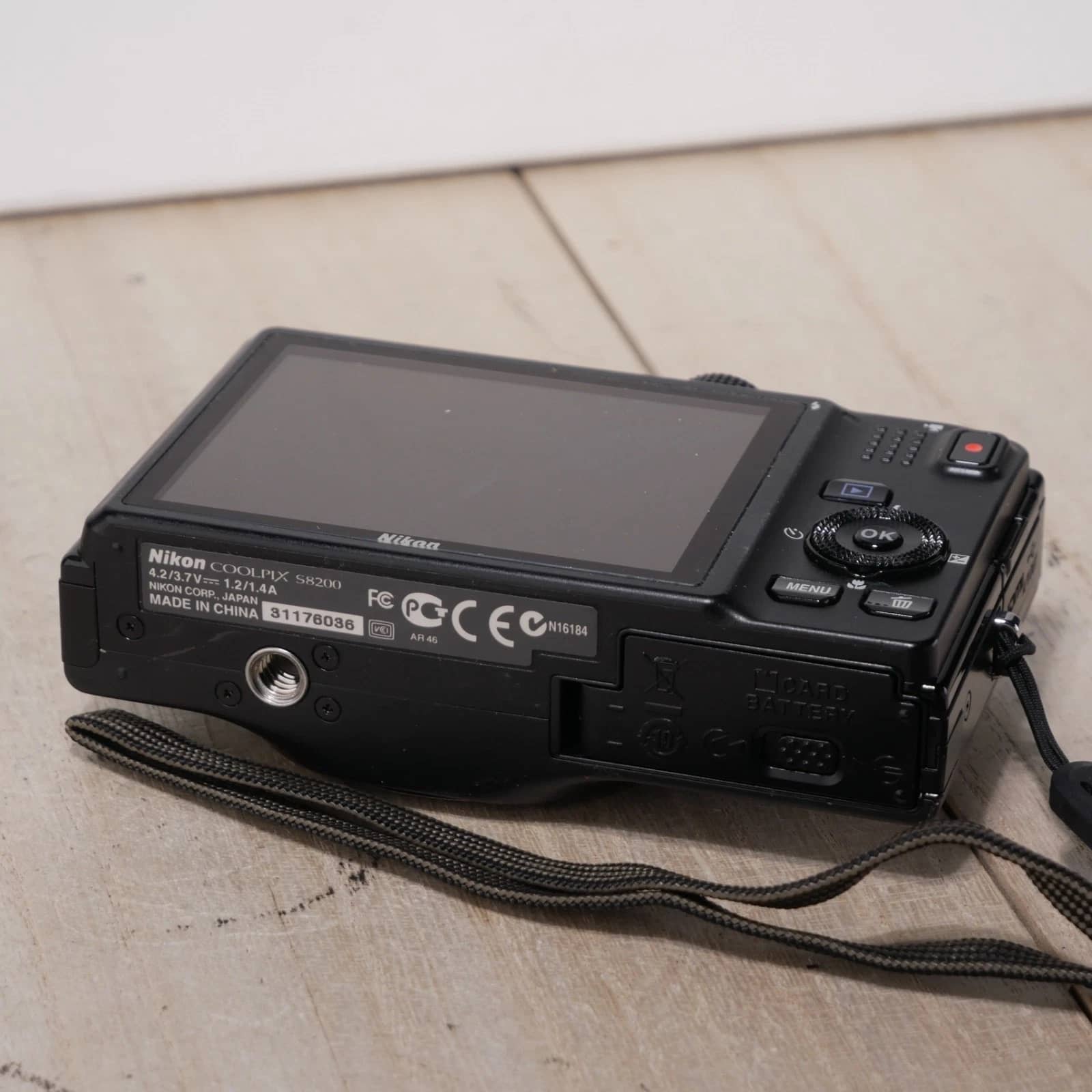 Nikon COOLPIX S8200 Digital Cameras Black New Body Only