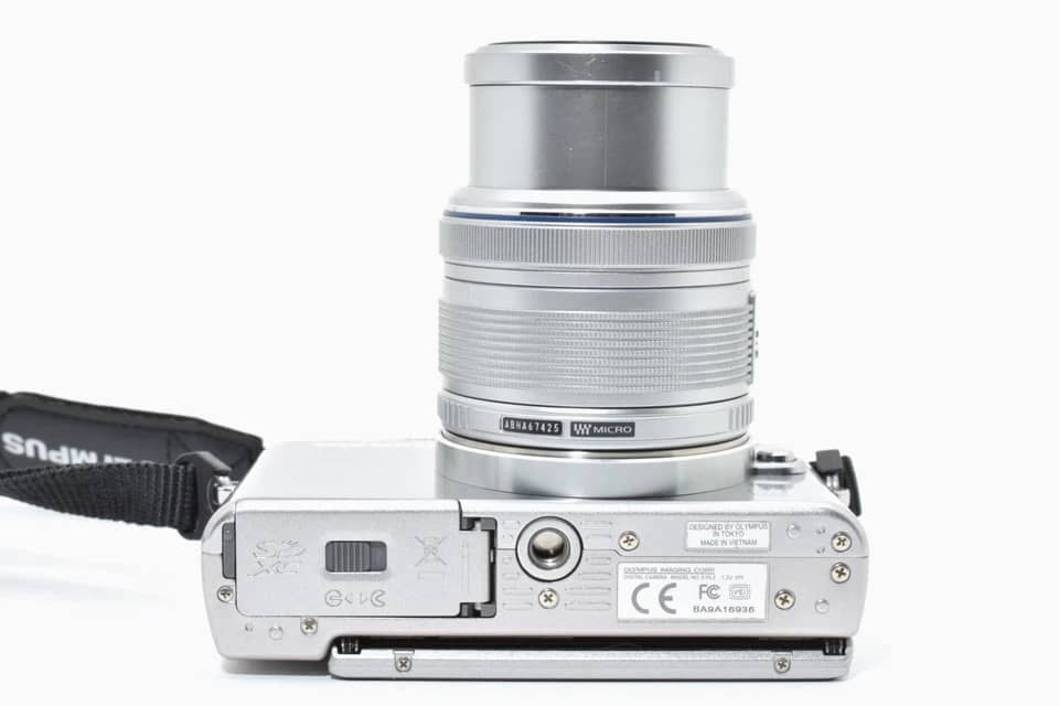 OM SYSTEM PEN E-PL3 Digital Cameras Silver New w/ 14-42mm Kit