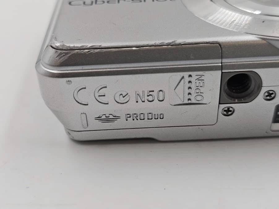 Sony Cyber-shot DSC-S930 Digital Cameras Silver New Body Only