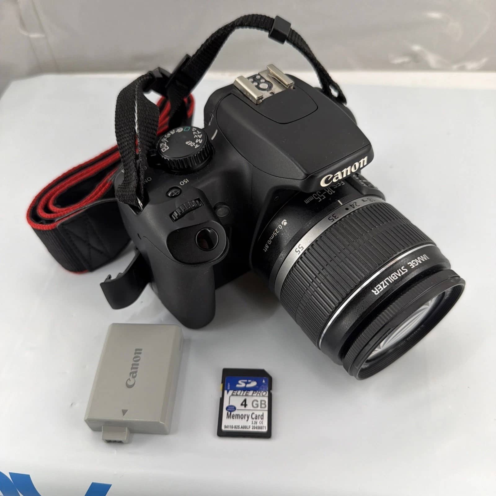 Canon DS126191 Digital Cameras Black Used - Good w/ 18-55mm Kit