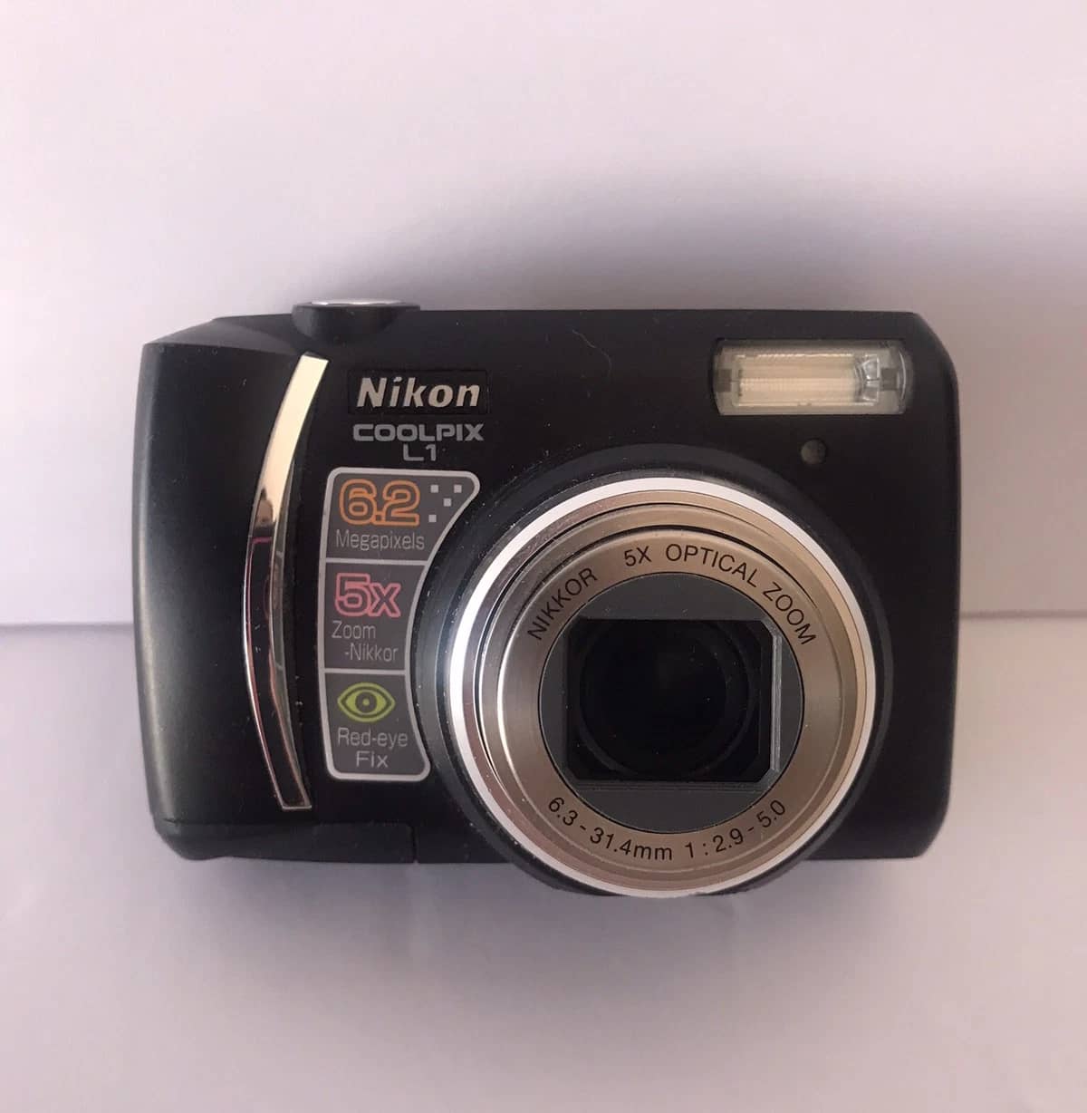 Nikon COOLPIX L1 Digital Cameras Black New Body Only