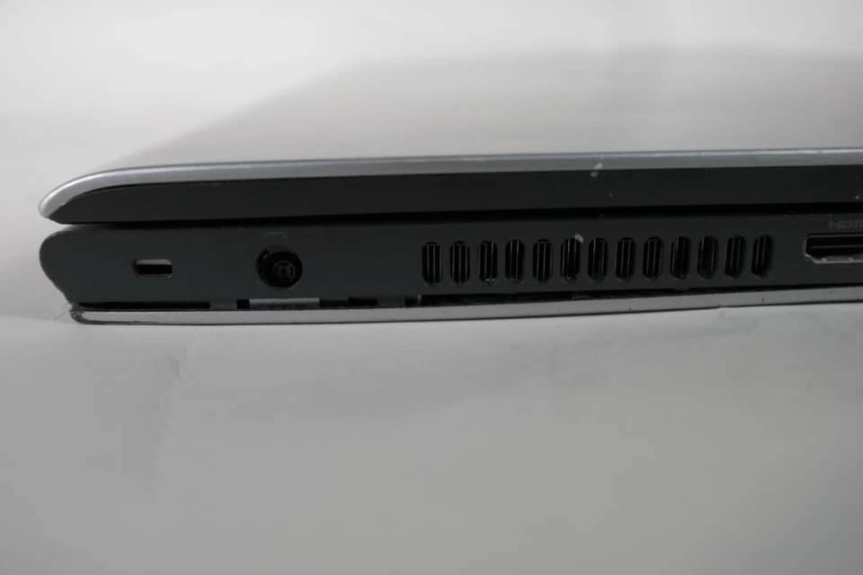 Dell Inspiron 5748 Computers