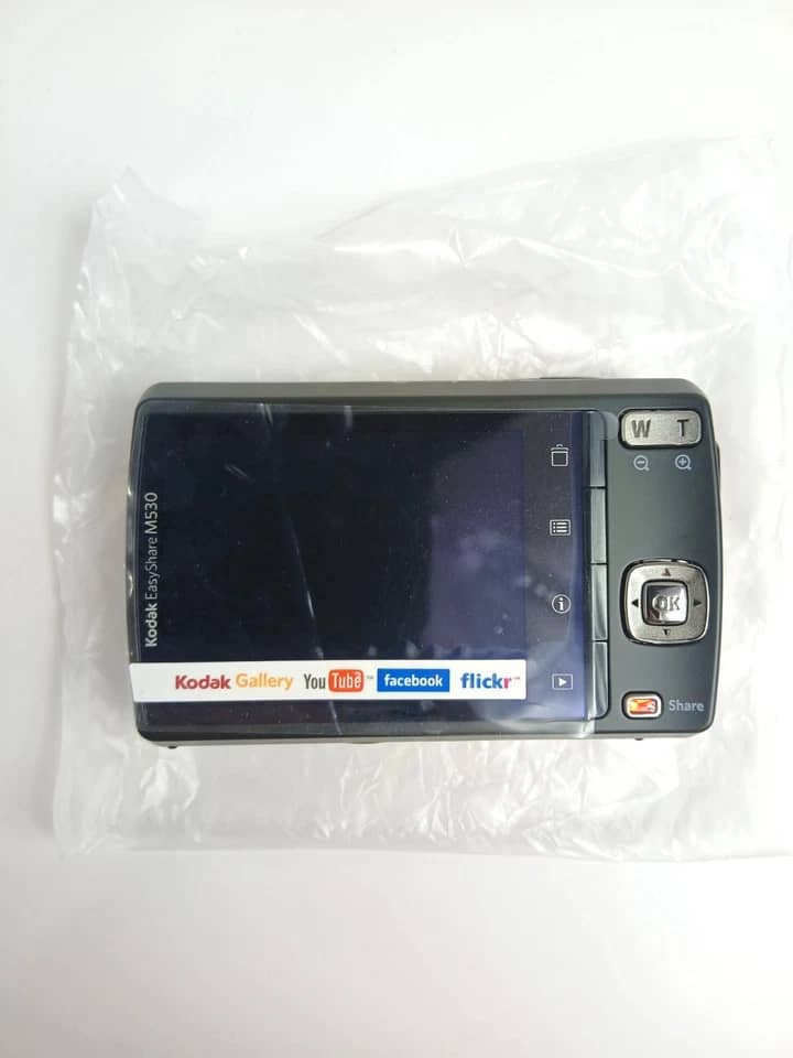 Kodak EasyShare m530 Digital Cameras Gray Used - Good Body Only