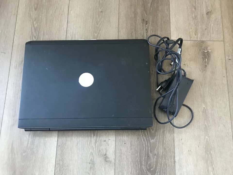 Dell Vostro 1700 Computers