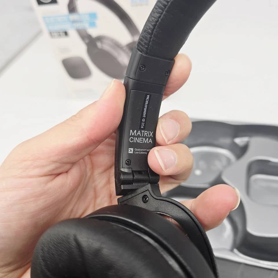 MEE audio Connect Headphones & Earbuds Black New