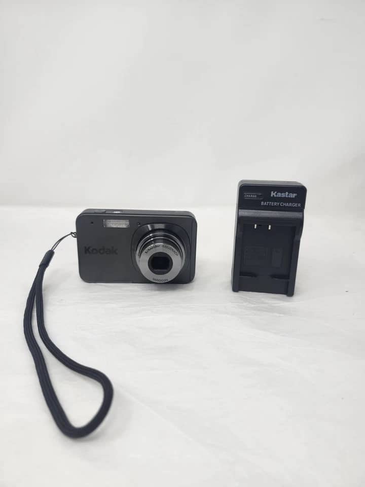 Kodak V1273 Digital Cameras Gray New Body Only