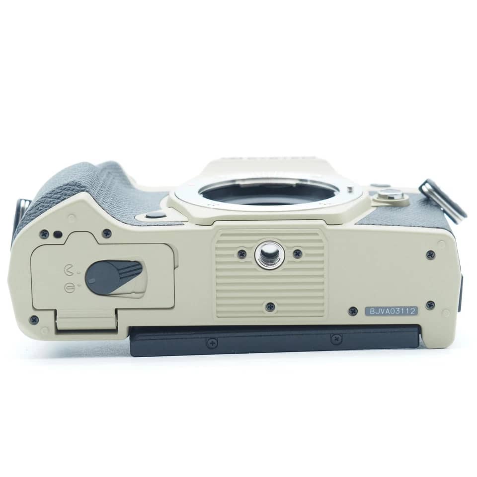 OM SYSTEM OM-5 Digital Cameras