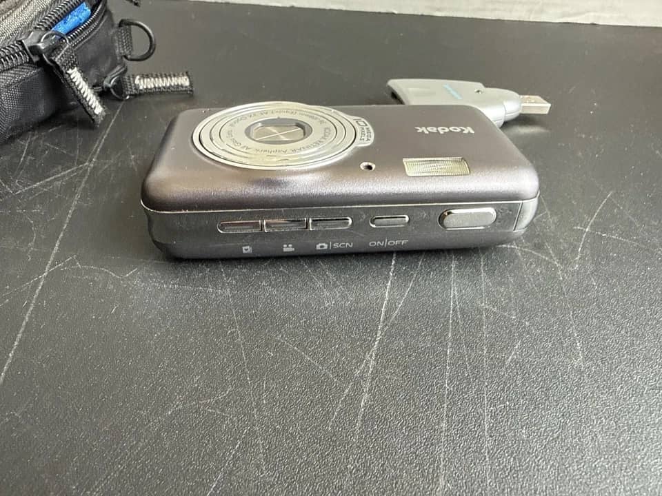 Kodak EasyShare V1003 Digital Cameras Brown New Body Only
