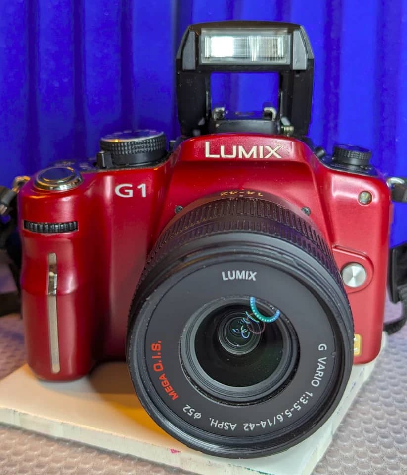 Panasonic LUMIX G1 Digital Cameras Blue New Body Only