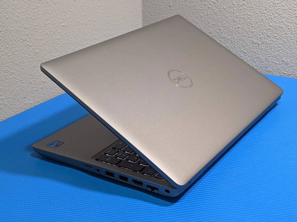 Dell Latitude 5521 Computers