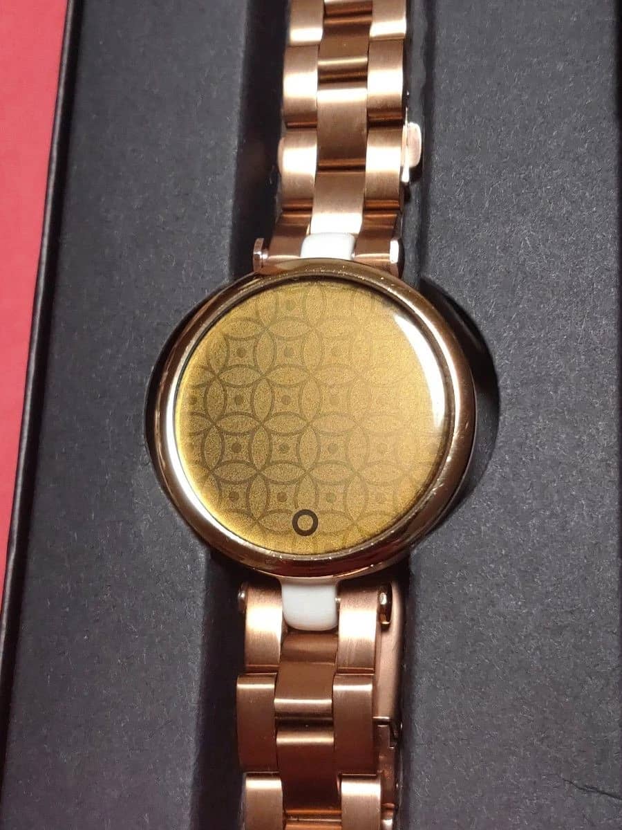 Garmin Lily Classic Smartwatches White 34mm Used - Good