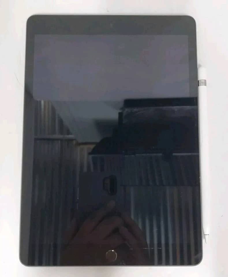Apple iPad 9th Tablets