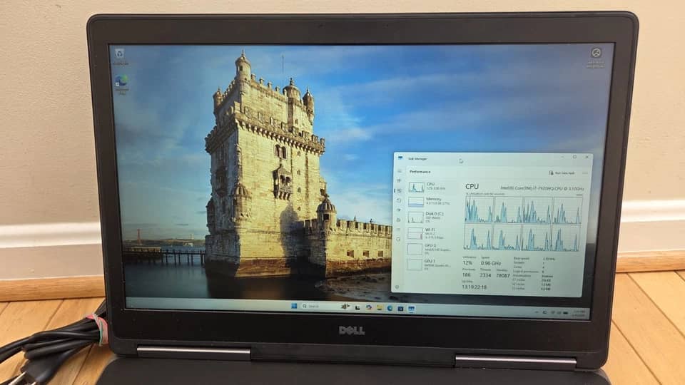 Dell Precision 7720 Computers