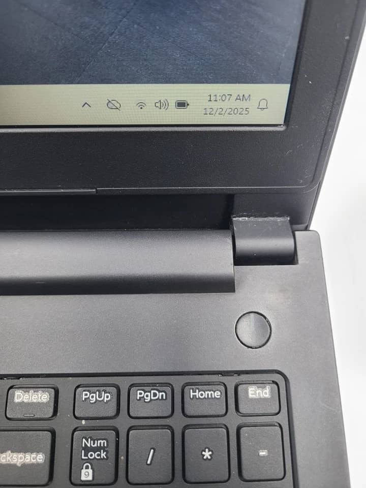 Lenovo Latitude 3570 Computers