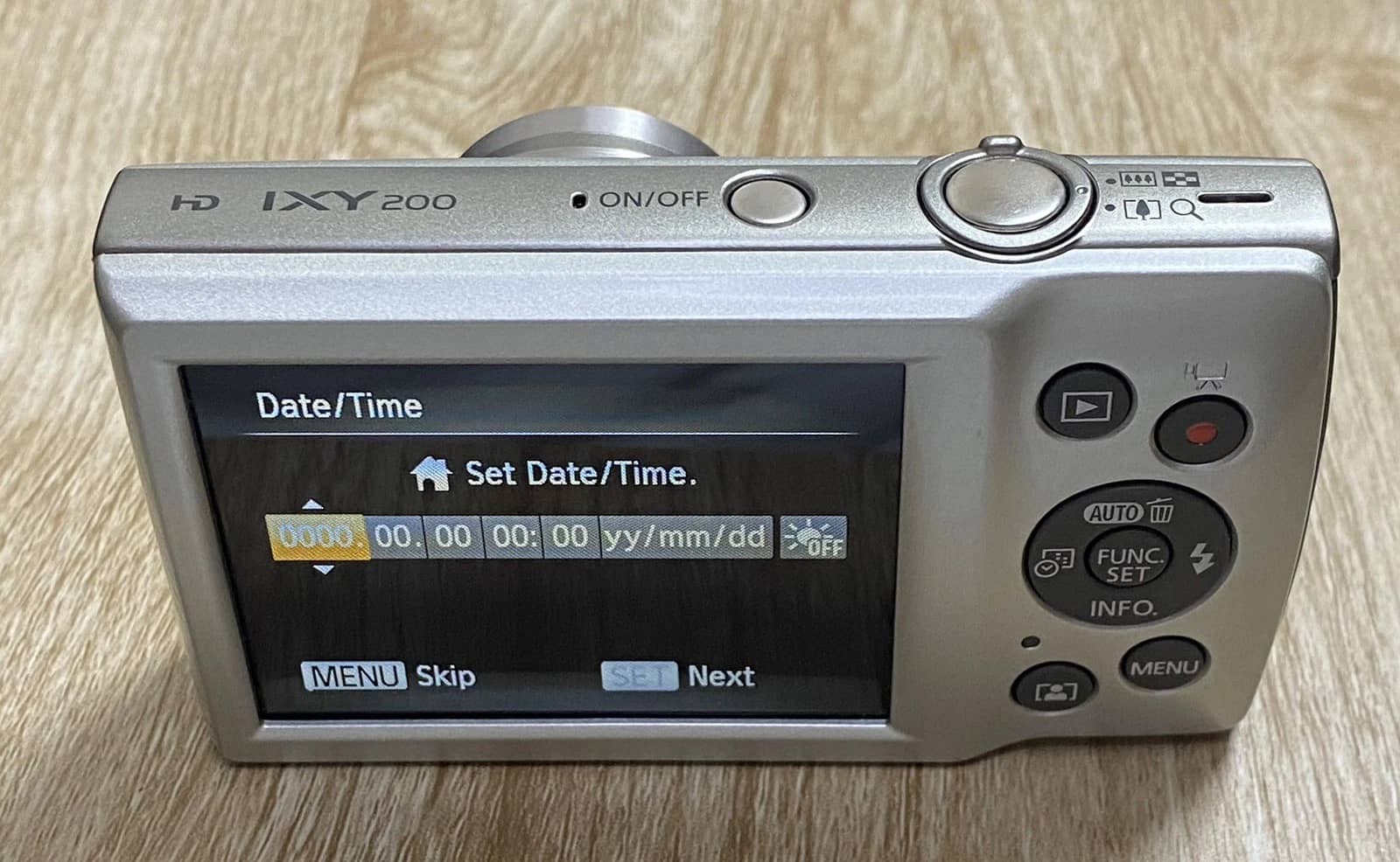 Canon IXY 200 Digital Cameras Silver New Body Only
