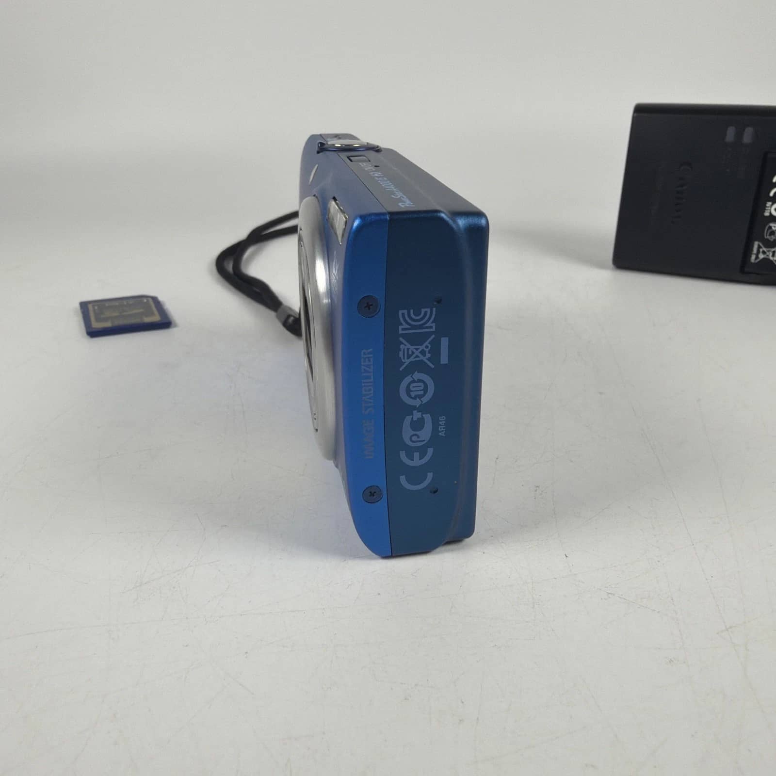 Canon PowerShot A4000 IS Digital Cameras Black New Body Only