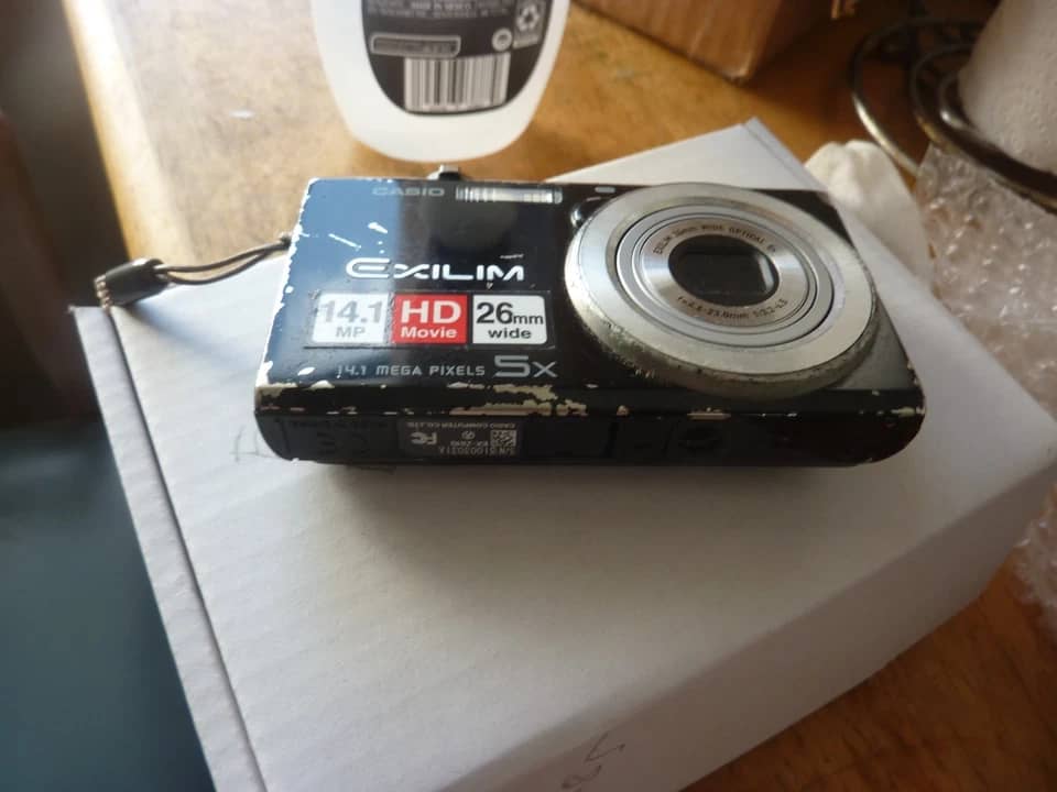 Casio Exilim EX-ZS10 Digital Cameras