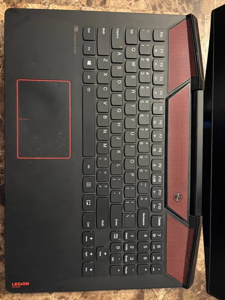Lenovo IdeaPad Y720 Computers