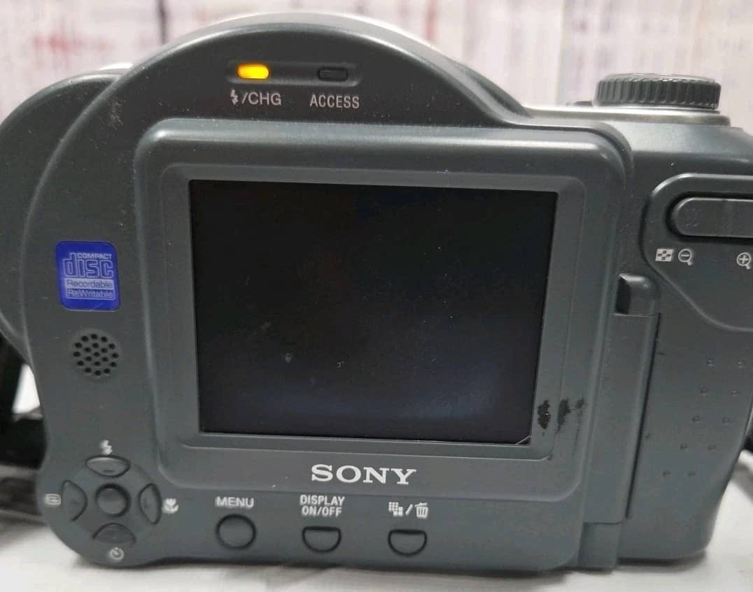 Sony Mavica MVC-CD350 Digital Cameras Black Open-Box Excellent Body Only