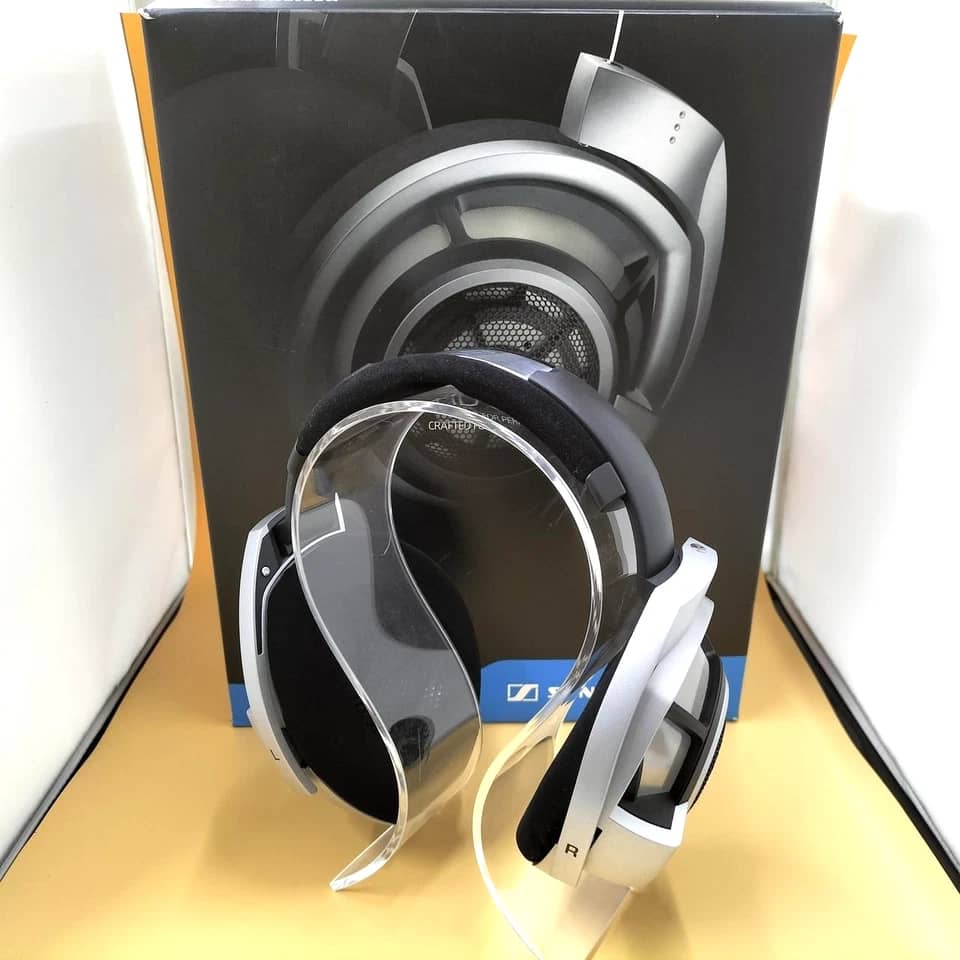 Sennheiser H800 Headphones & Earbuds 