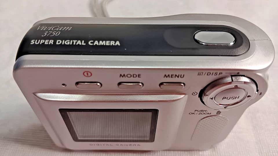Vivitar ViviCam 3750 Digital Cameras Silver New Body Only