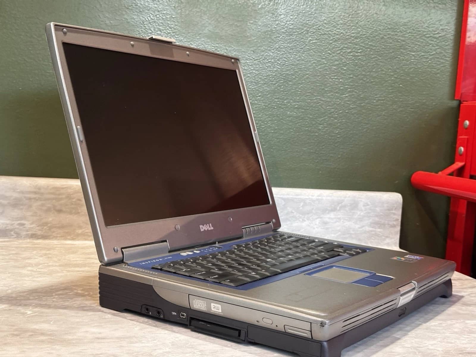 Dell Inspiron 9100 Computers 40 GB 512MB Used - Good