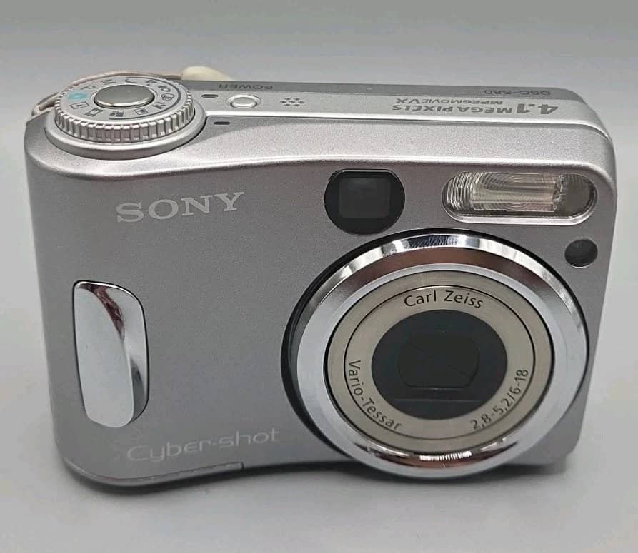 Sony Cyber-shot DSC-S80 Digital Cameras Silver Used - Good Body Only