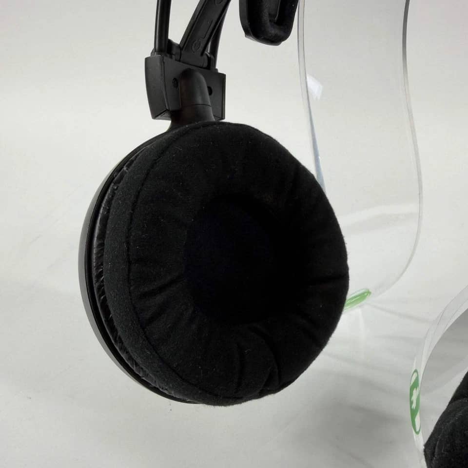 Audio-Technica ATH-AD700X Headphones & Earbuds Black New