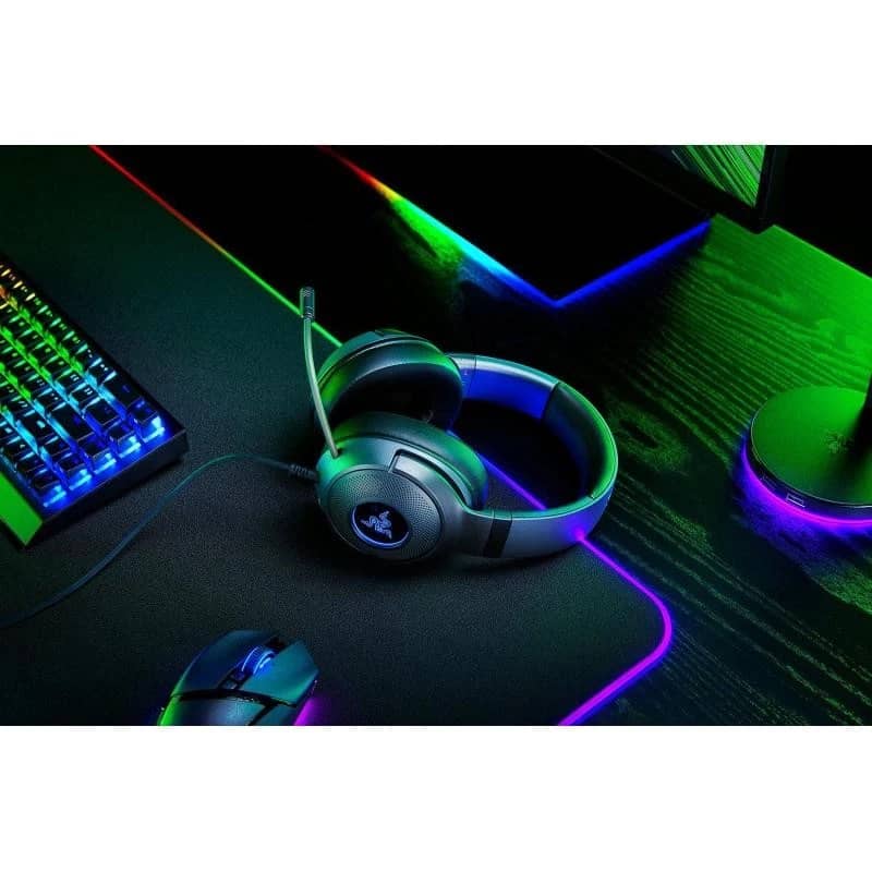 Razer Kraken V3 Headphones & Earbuds 