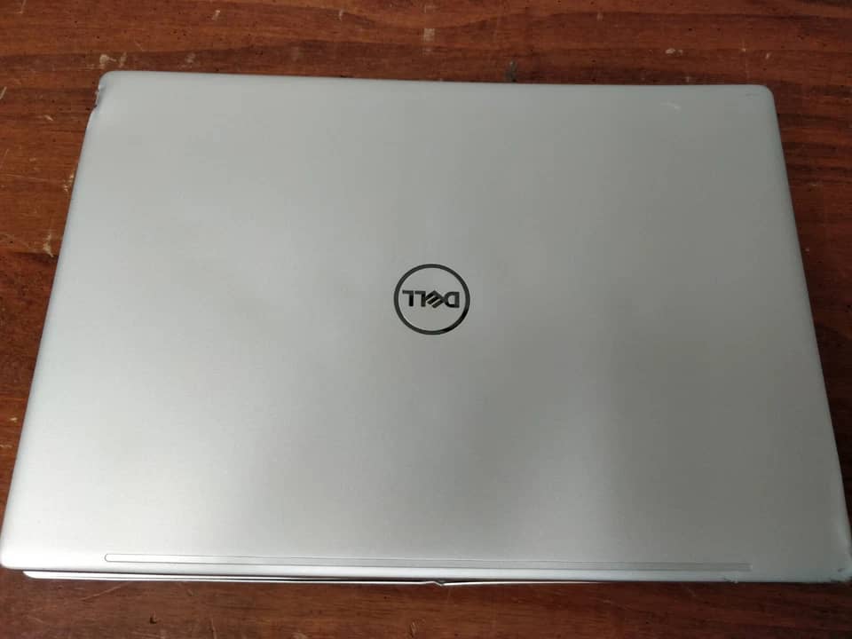 Dell Inspiron 7370 Computers