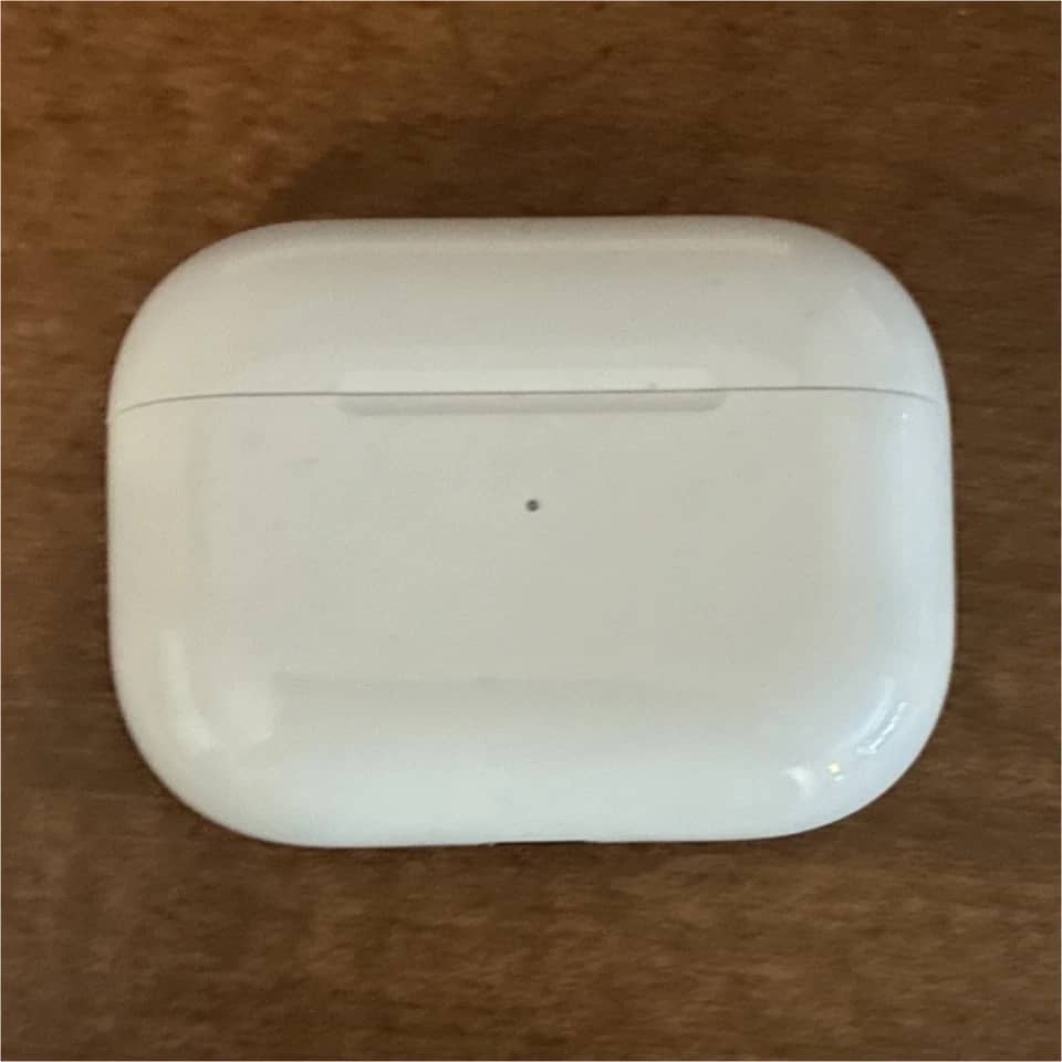 Apple AirPods Pro 1 Headphones & Earbuds 